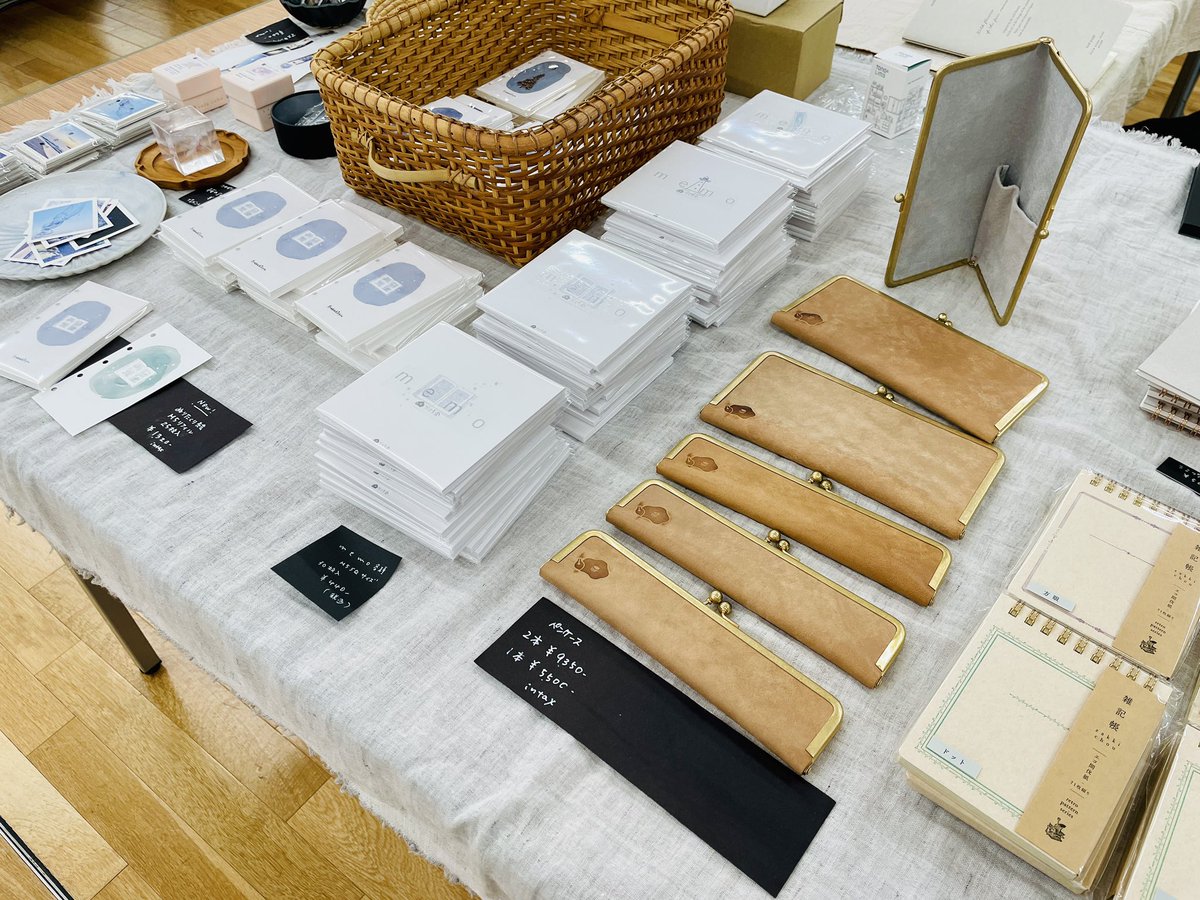 編吟革盤舎／ペンギンカバンシャ tweet media