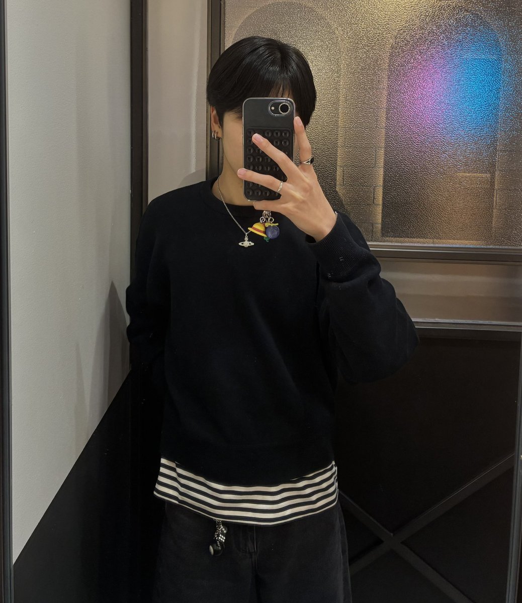 蘭 tweet media