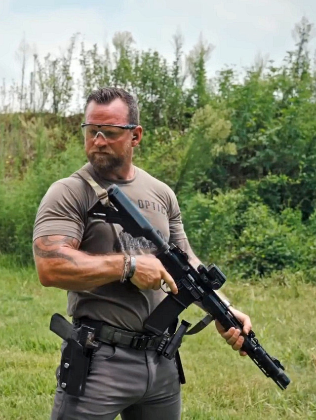 TradWhiteAlpha tweet media