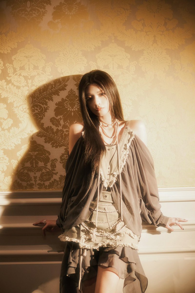 yirenpic's tweet photo. studio weibo update https://t.co/OPjdsIWHNd