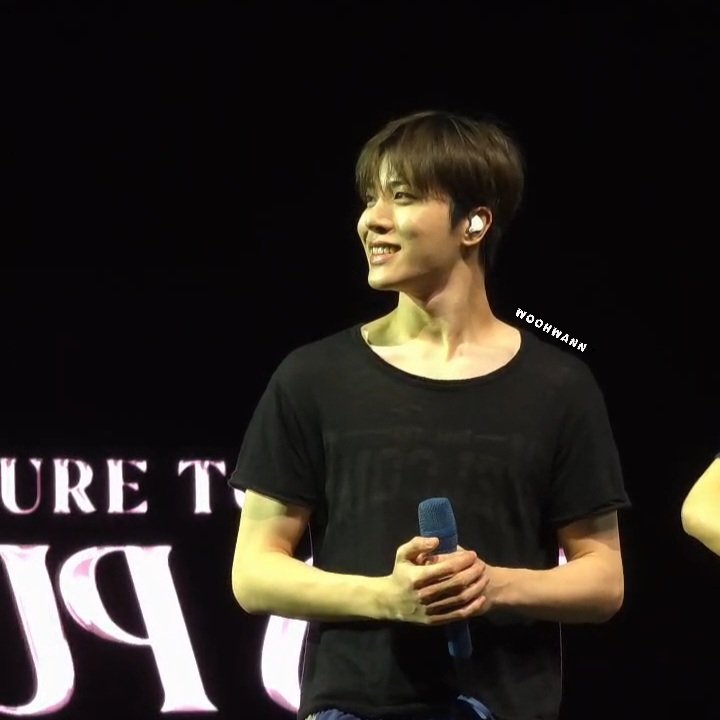 Revi🐮 tweet media