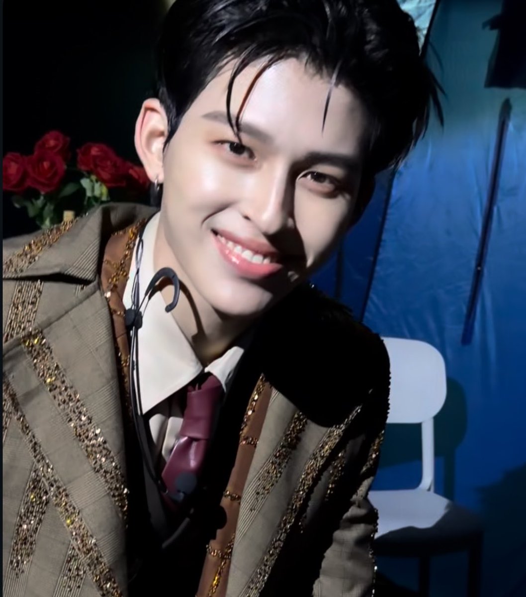 pimpim 𝜗𝜚˚⋆ tweet media