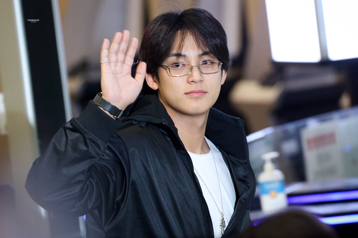 𝗕𝗲𝗹𝗹𝗮 tweet media