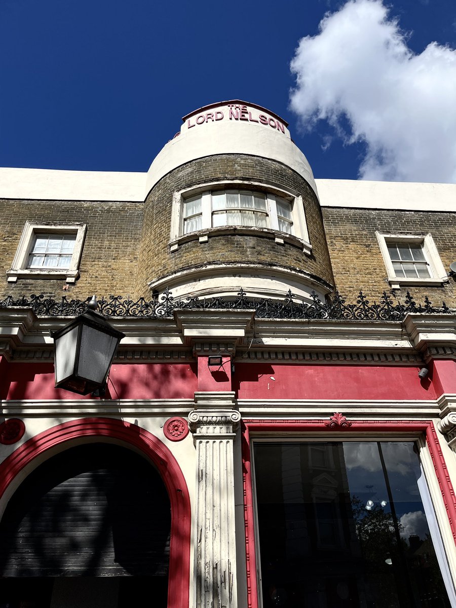 Mickey Onions tweet media