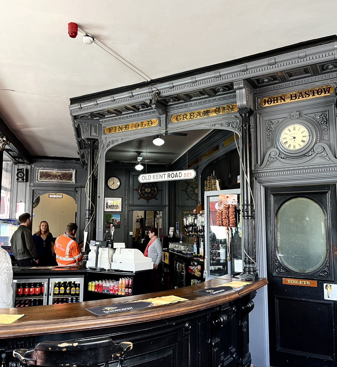 Mickey Onions tweet media