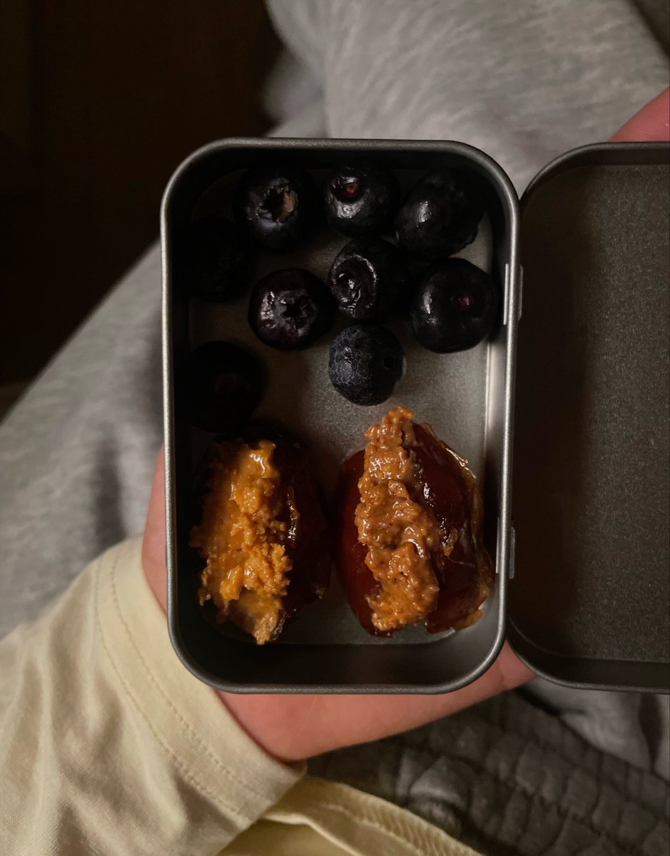 DeadlyNightshade tweet media