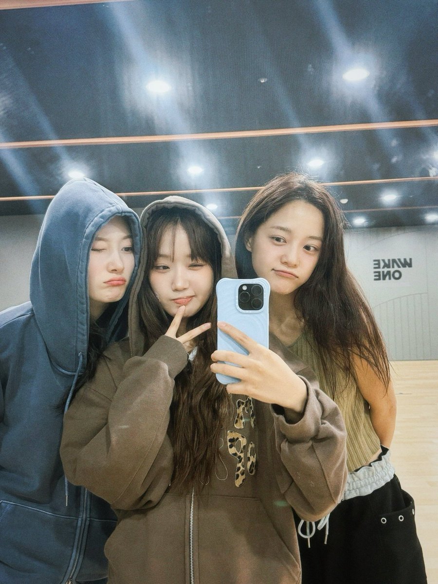 jung chaeyeon feed tweet media