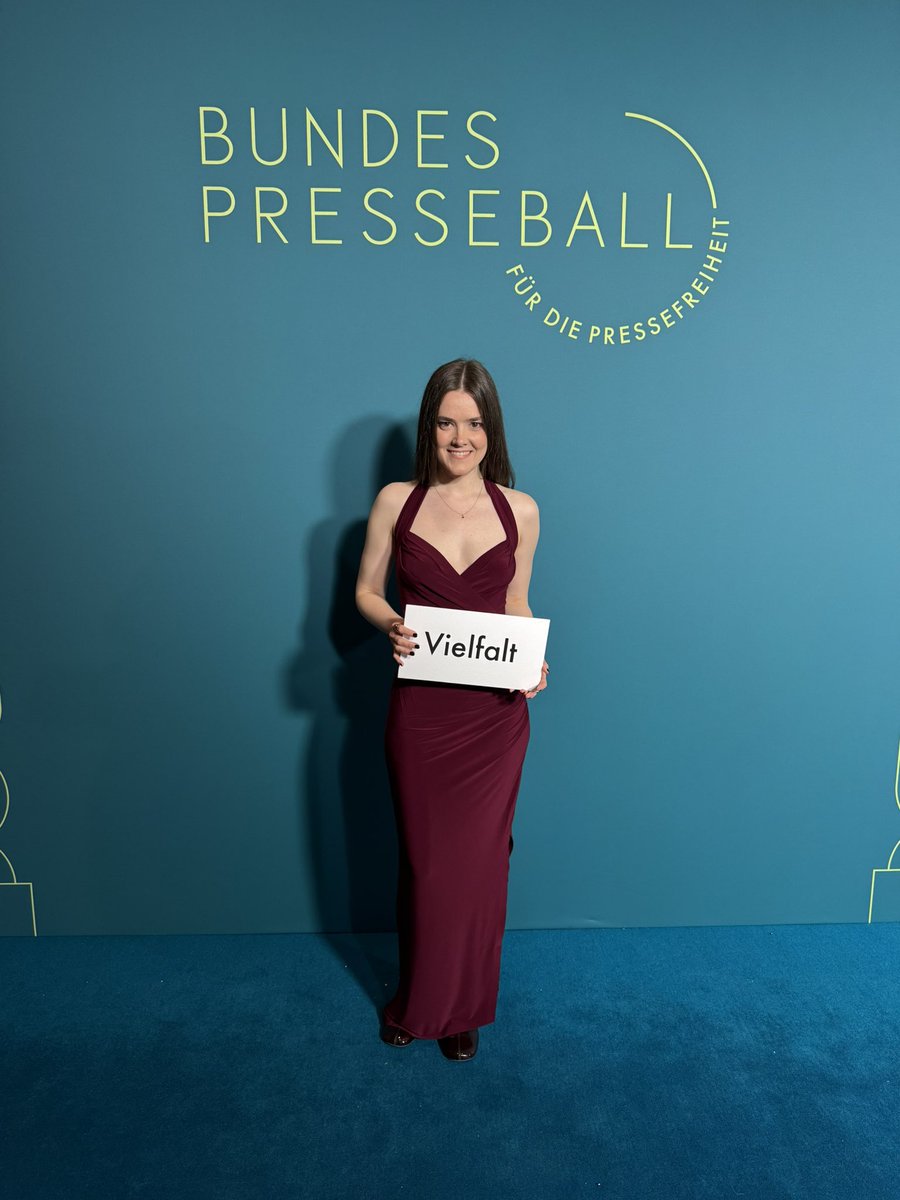 Täglicher Wahnsinn News tweet media