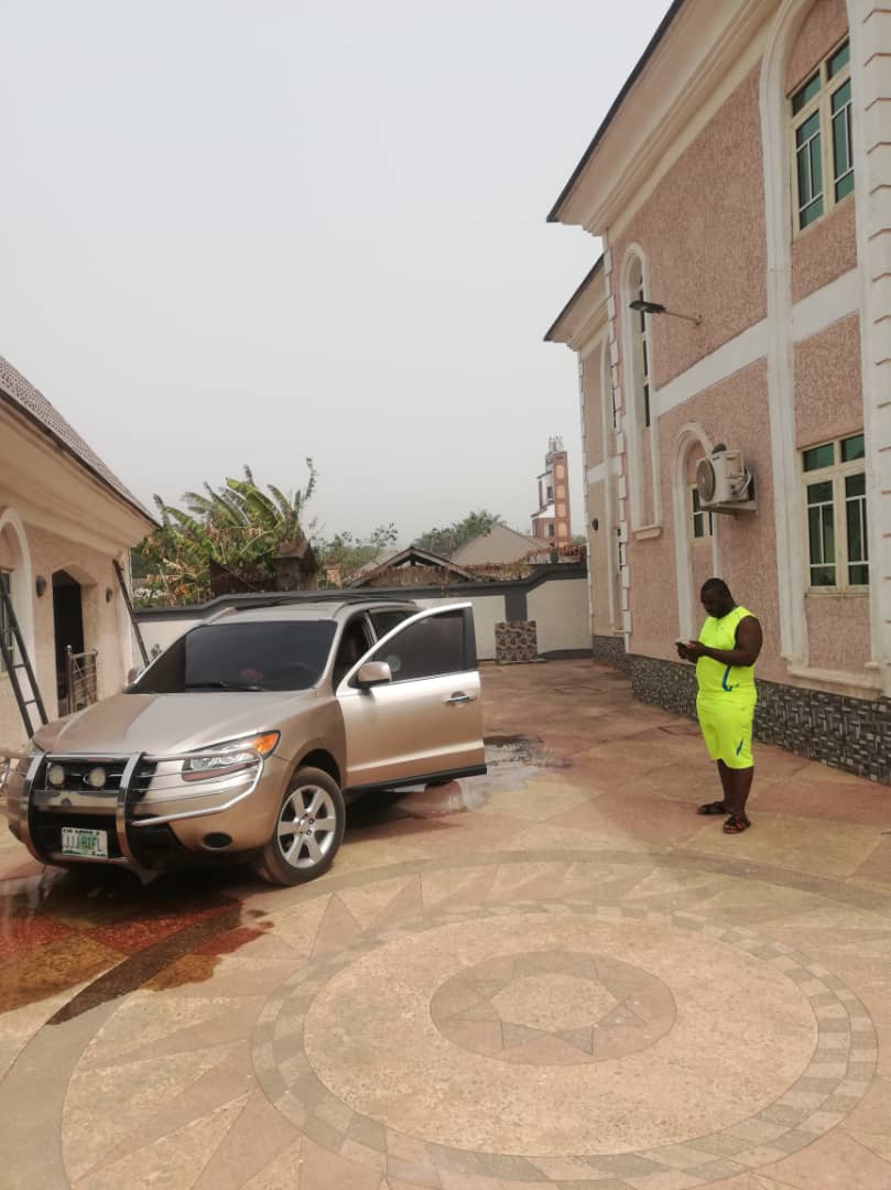 Chinenye Glory tweet media