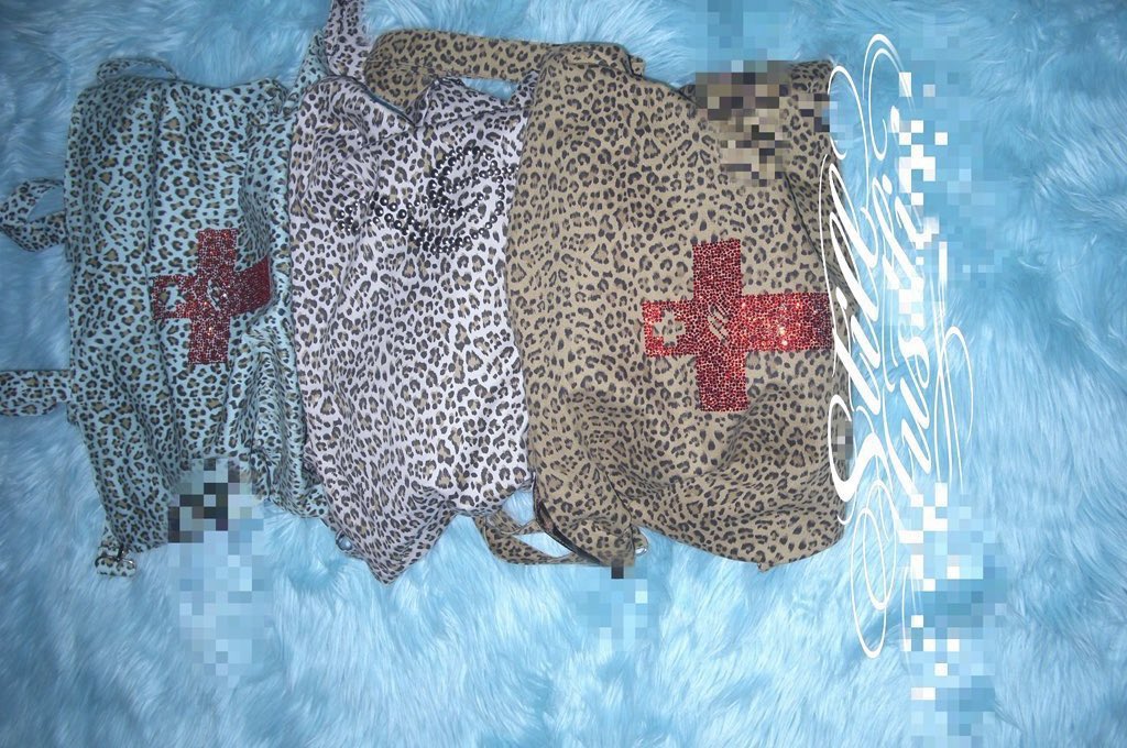 tsiruetlA's tweet image. ℌ𝔬𝔩𝔶 𝔱𝔯𝔞𝔰𝔥 𝔟𝔞𝔤… 𝔪𝔢𝔩𝔬𝔡𝔶 𝔟𝔞𝔤 🔪 ♥…
취향의 귀엽고 섬뜩한 가방을 판매합니다
4/18 12:00 ~ 4/22 23:59

#rt 추첨 한분께 폼 종료 후 원하시는 가방 한개 보내드려요
witchform.com/deposit_form.p…