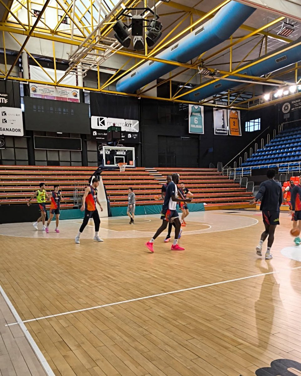 Leyma Basquet Coruña 🍊 tweet media