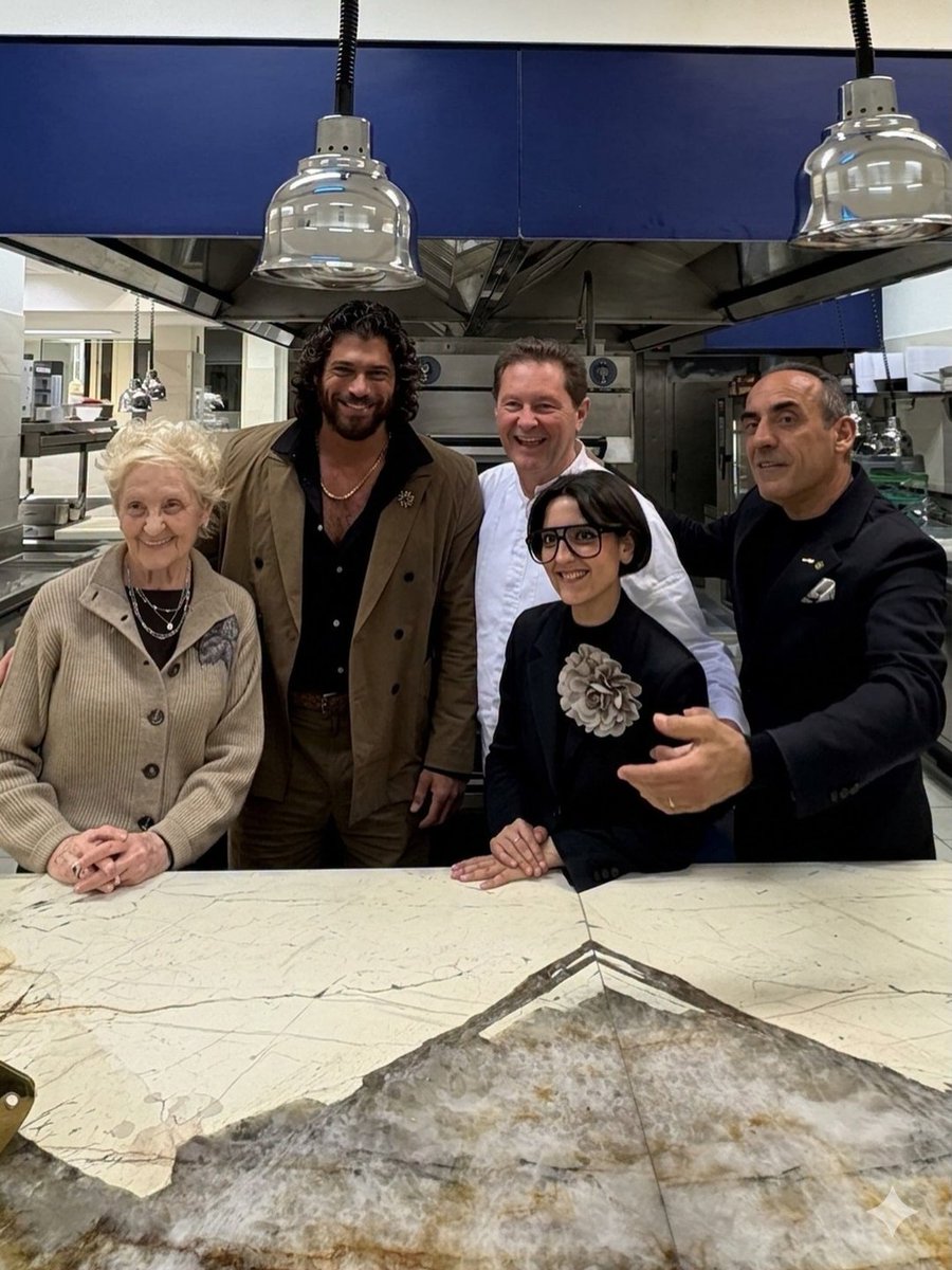 Alba 💙 tweet media