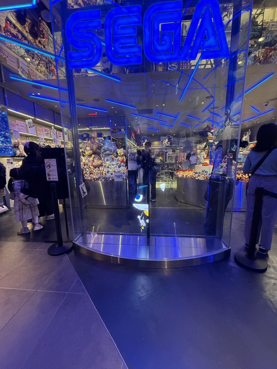 クロノ tweet media