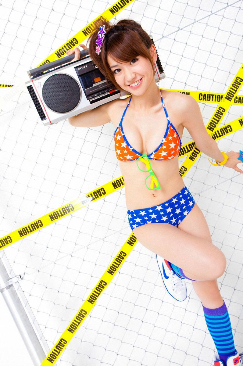 hello_heso's tweet photo. この時代のAKBってやっぱすごかったんだね https://t.co/02JzWonRc4