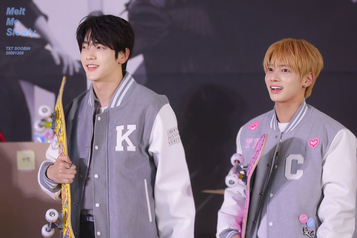 𝙈𝙚𝙡𝙩 𝙈𝙚 𝙎𝙡𝙤𝙬𝙡𝙮 tweet media