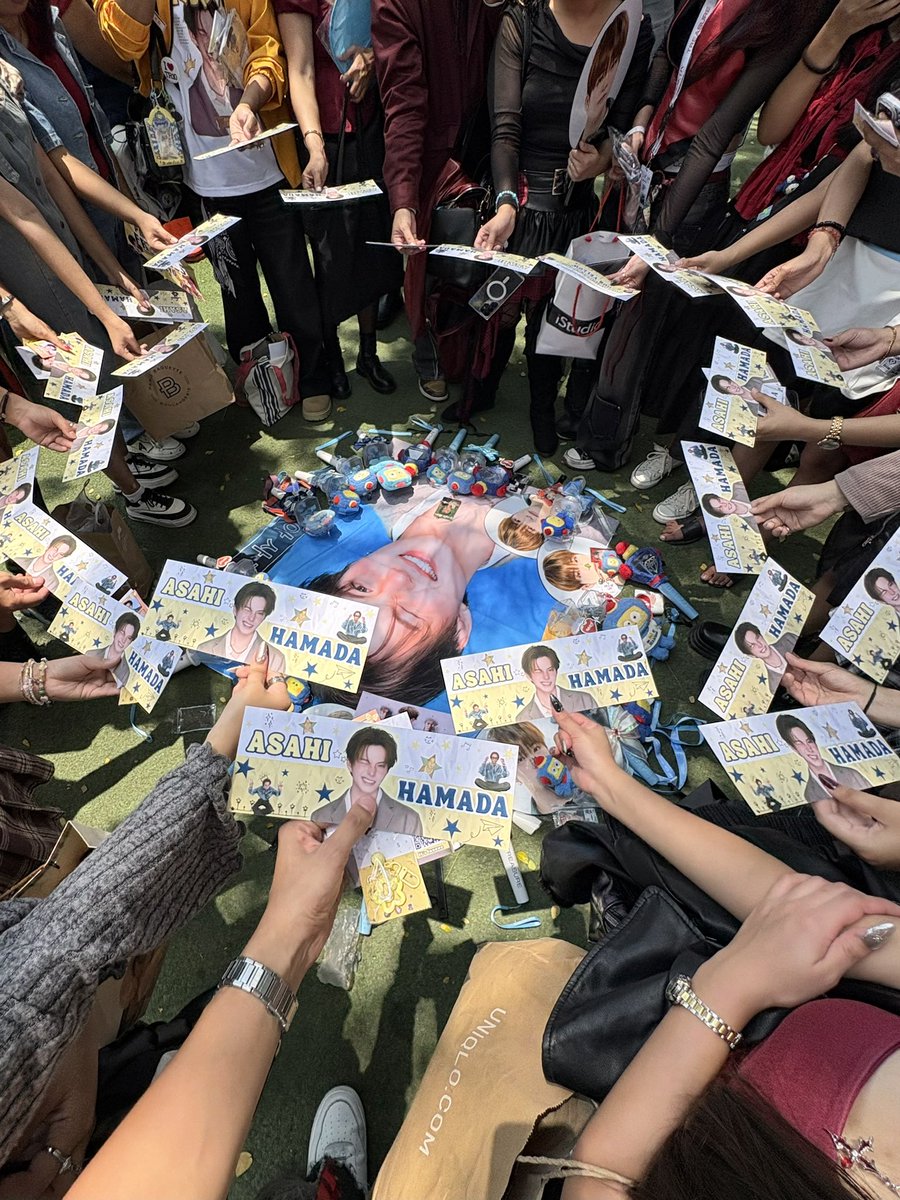 ASAHI HAMADA [ PULSE ON ] MANILA PROJECT 🇵🇭

ASAHI / HIKUN CIRCLE 💙💛

#ASAHI #아사히 #朝光 
#TREASUREinManila #PULSE_ON_IN_MANILA