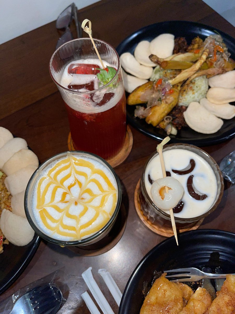 Cerie🍒 tweet media