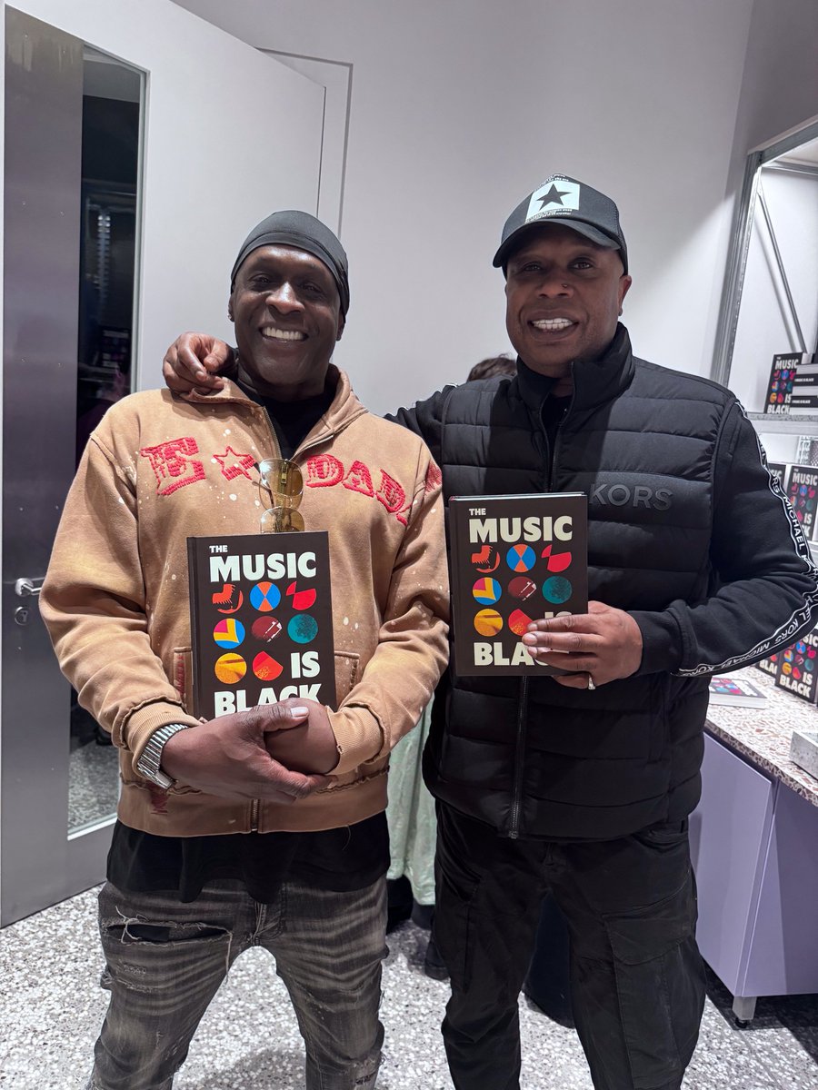 fabioandgroove's tweet photo. Honoured to be part of the @V_and_A The Music Is Black exhibition 🖤
Big love for having us play the launch …4 years in the making and the culture finally getting the space it deserves. 🙏🏾🙏🏿 https://t.co/dBLhHvjIvK