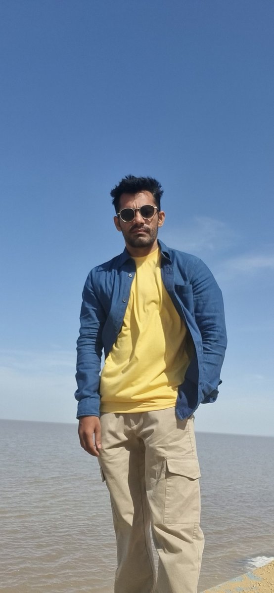 Keval_IM's tweet image. Solo Trip 
New road 
Road to Infinity ( Under construction )
#trip #kutch