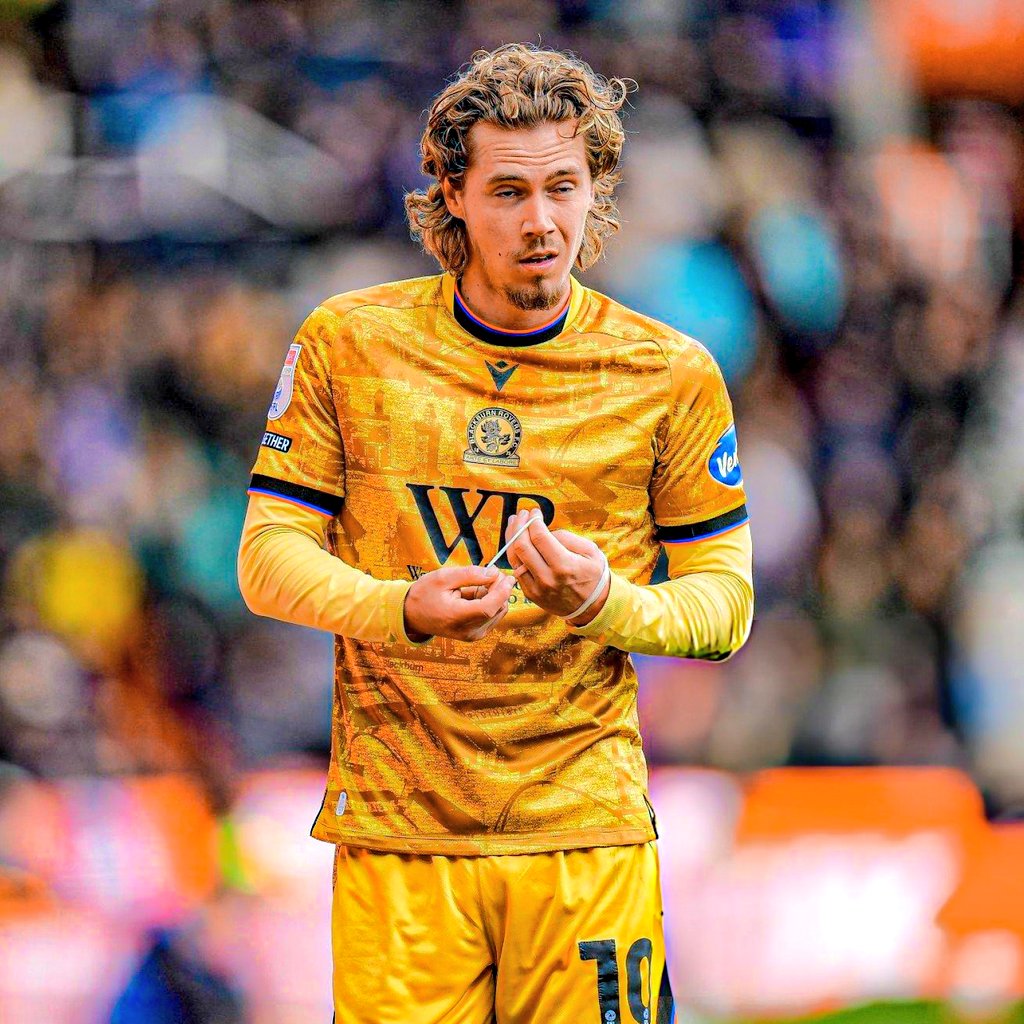 RoversXtra tweet media