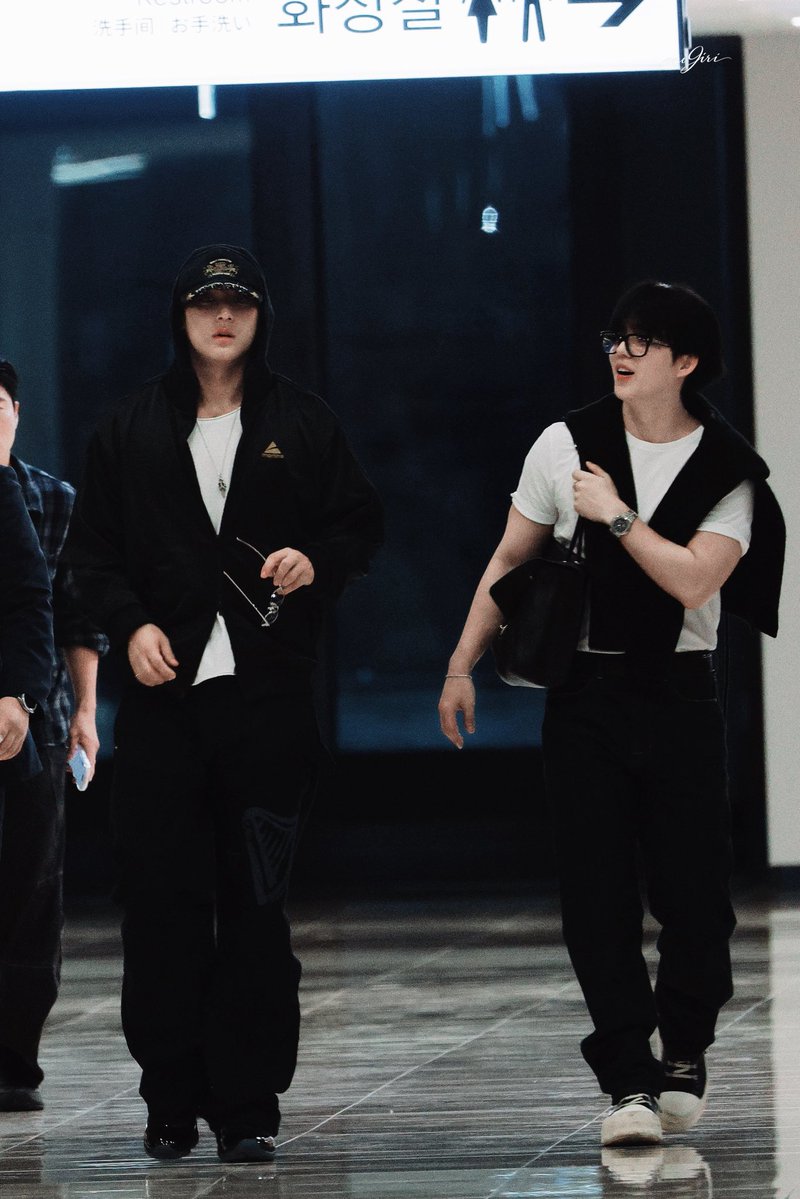 아메리카노(#teamhomie) tweet media