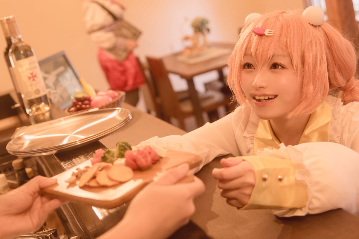 iyasikure's tweet photo. cos🌈🕒️　🐣📛
　　　𖥔 ࣪︎ 𓌉◯𓇋 ⡱
　　　　　　お手伝い！
　　　　　　　
📸𖥔篠崎（@uriuriboooooon） https://t.co/oAXeknFh33