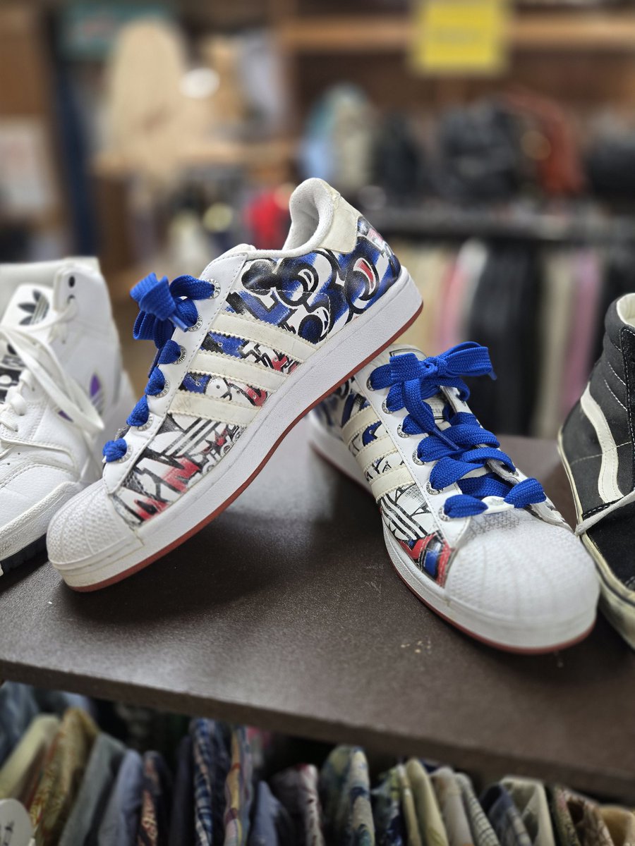 kingfamilyKANTO's tweet image. 【板橋氷川店】
明日も新商品続々と出していきます😌
明日も皆様のご来店心よりお待ちしております😌✨
⚠問い合わせ、取り置き、移送不可⚠

#板橋 #キングファミリー #古着