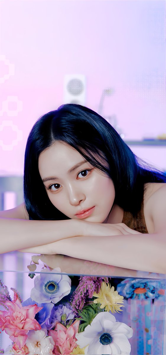 ITZY Wallpapers tweet media