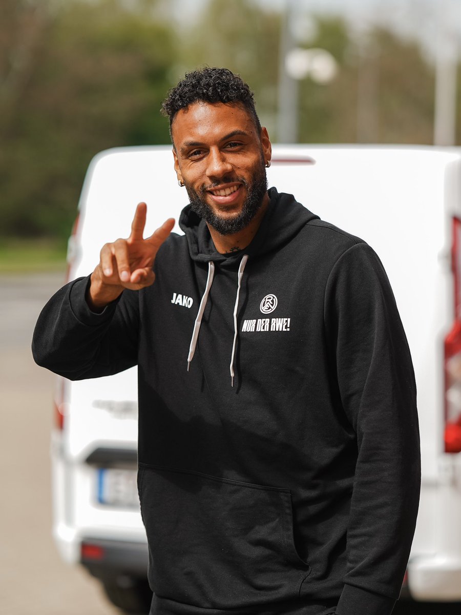 Rot-Weiss Essen tweet media