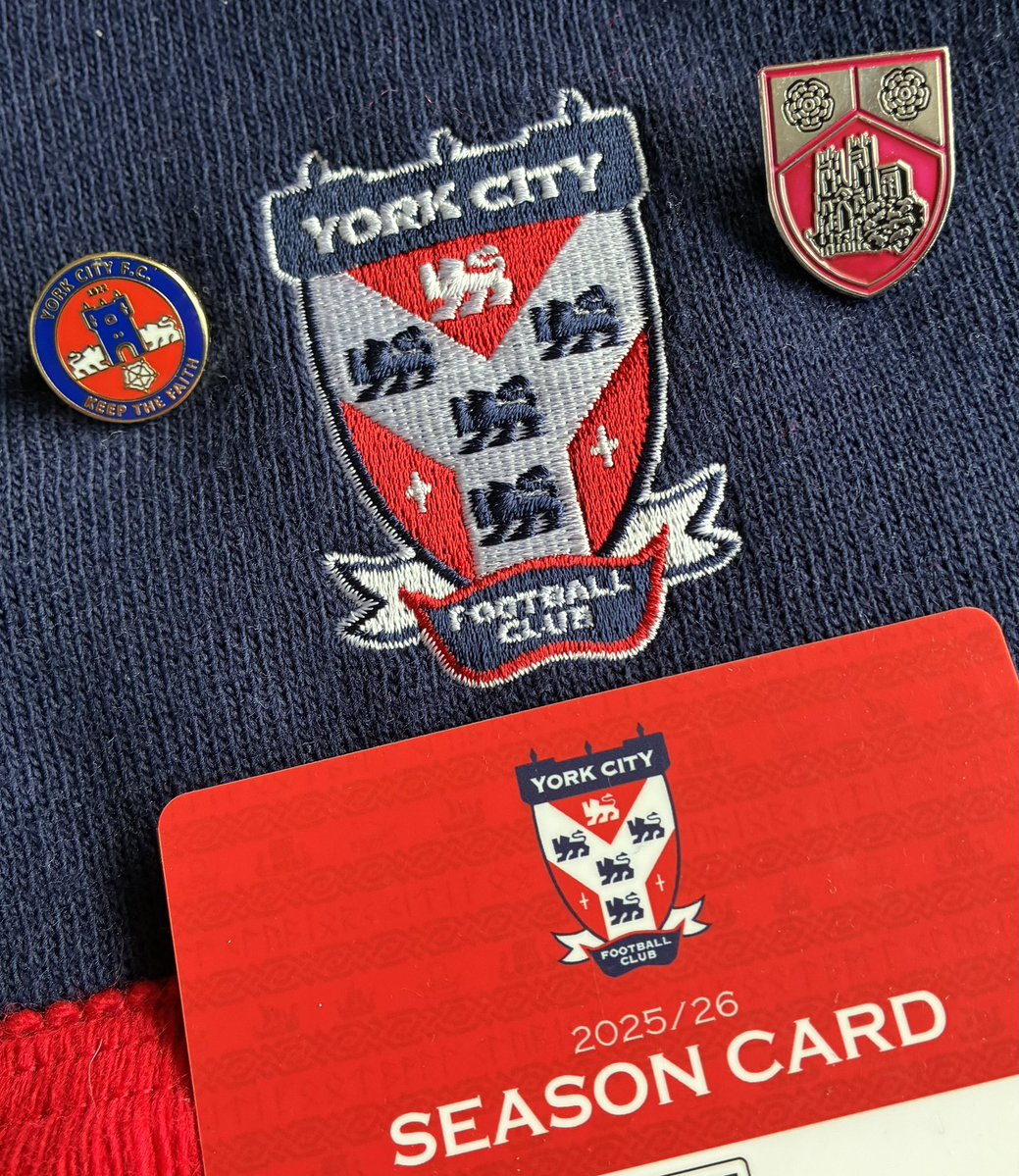 steveparker1978's tweet image. Match day ready @YorkCityFC #ycfc #york #yorkcity #red&amp;amp;blue