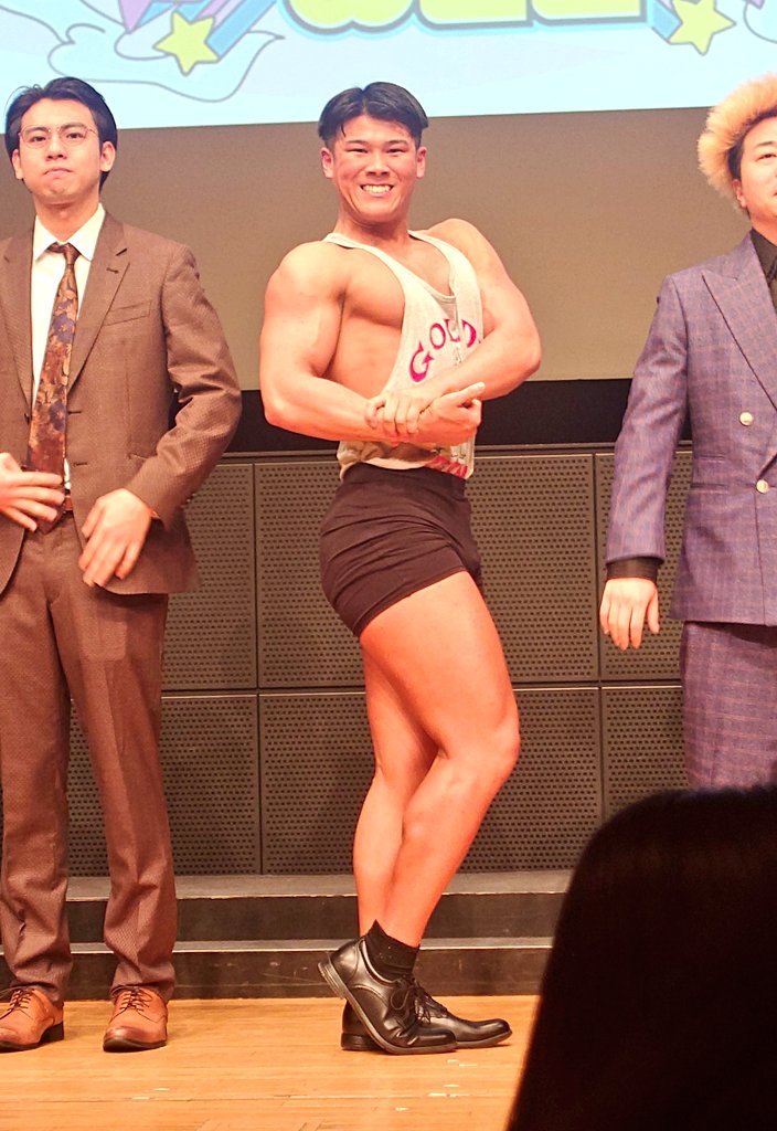 かんざき tweet media