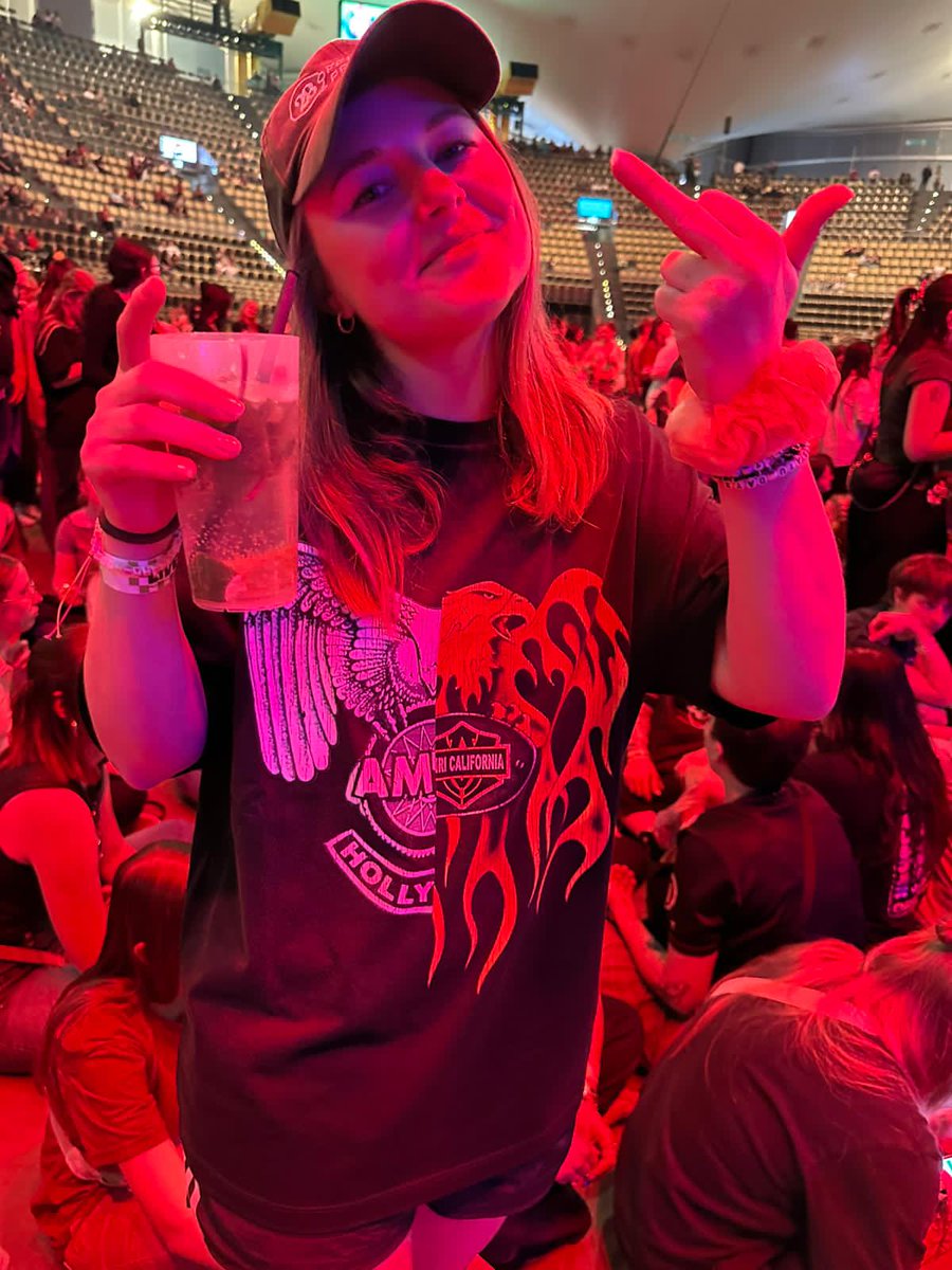 Jacey (🌲🇩🇪 Schwarzwald) tweet media