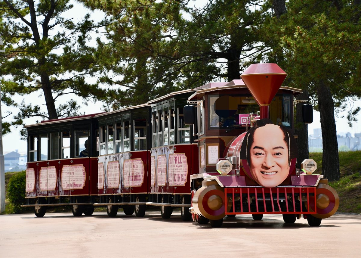 よだだよ tweet media