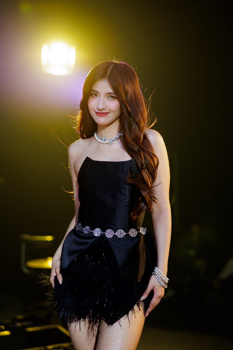 🌟『ＨøＳＨī』 🎞 #INFINITY🐦‍🔥 tweet media