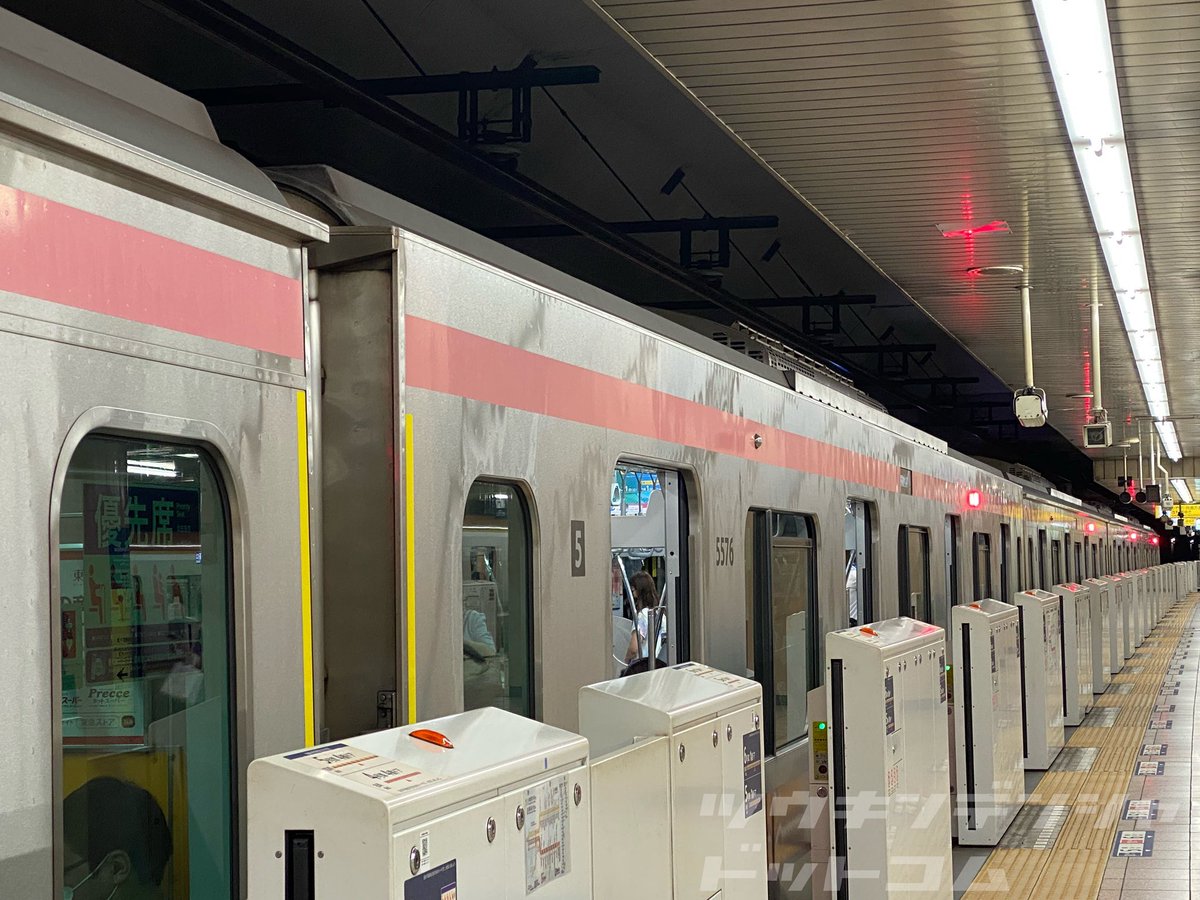 com_train_com's tweet photo. 私も引き込まれました。

東急5000系列の“沼”に… https://t.co/5N8NI034Fu