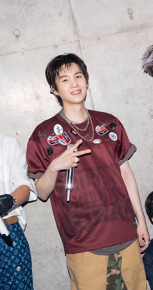 AGUST D CHARTS tweet media