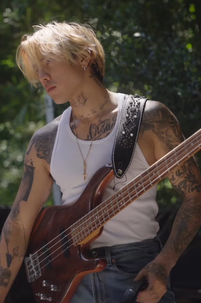 irene ★ ig : DPRIANUPDATES tweet media