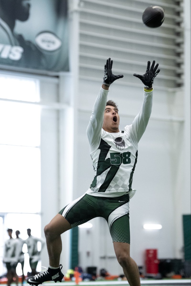 Joaquinphil2421's tweet photo. Great time last week at @TheOpening #theopening @TomLoy247 @KeepItABuckPod1 @EdOBrienCFB @Rivals @BrianDohn247 @MichaelClark247 @247Sports #joaqnation https://t.co/Zfi4RwZTKc