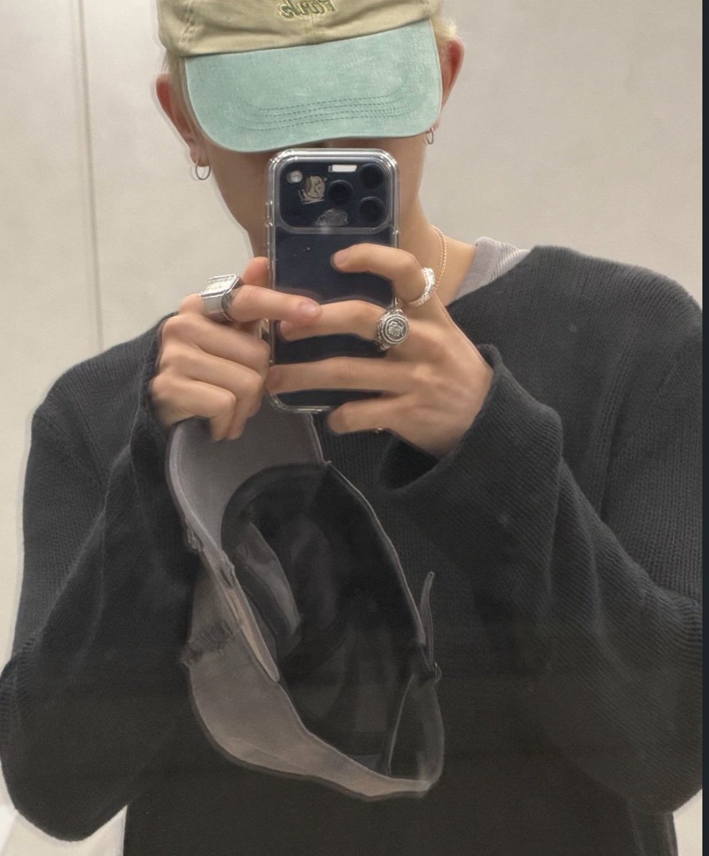 hana VAI VER O ENHYPEN tweet media