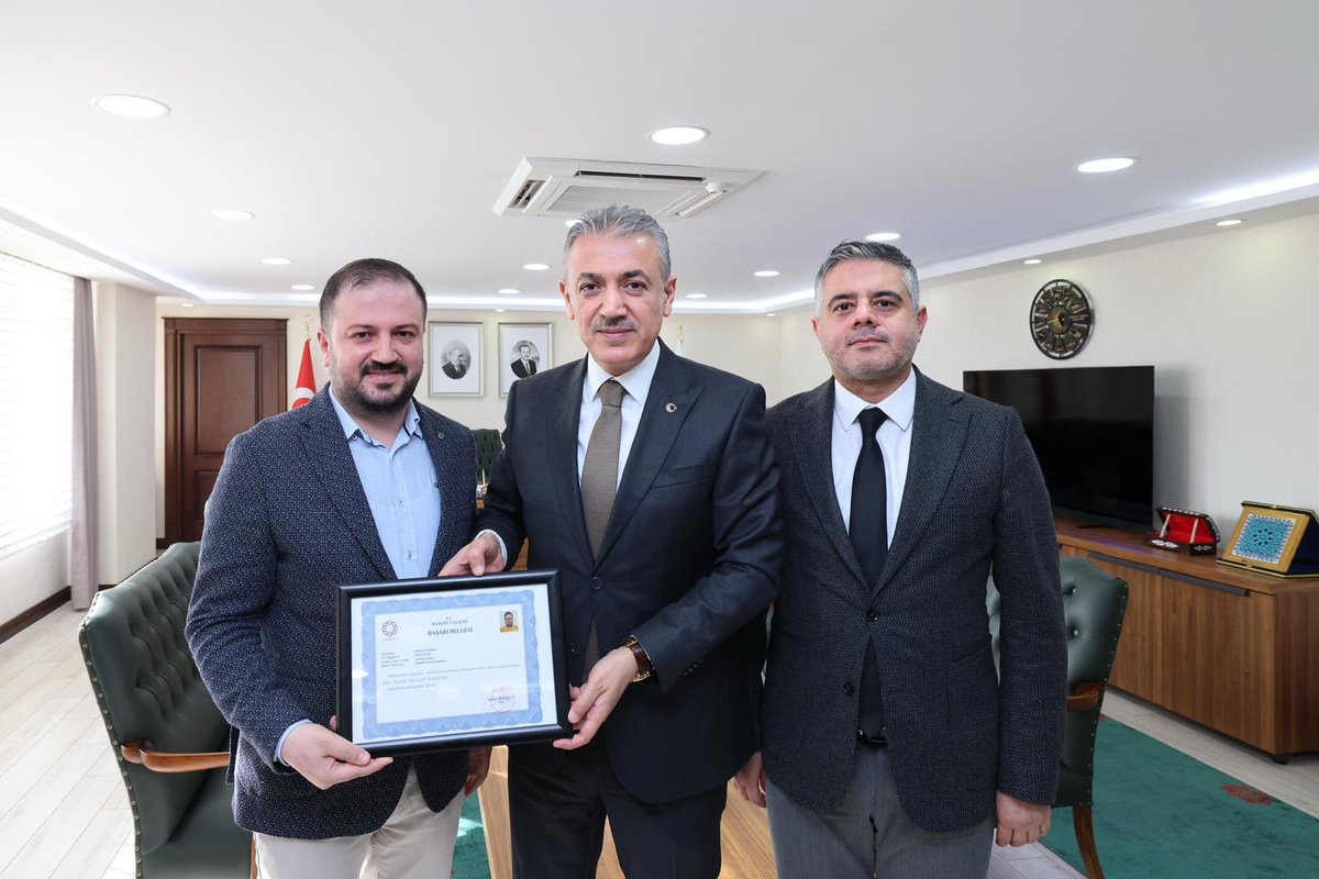 kiratimhaber's tweet photo. Mardin İl Sağlık Müdürü Uzm. Dr. Saffet Yavuz'dan Vali Akkoyuna Ziyaret
https://t.co/VQtQDglXCL
HABER;HALİL YORĞUN https://t.co/KUJLGcx5UE