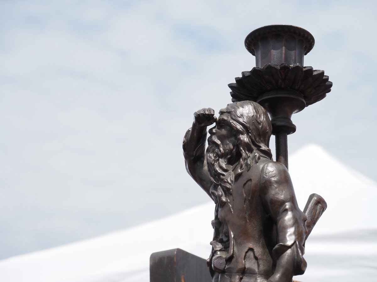 やまじ tweet media