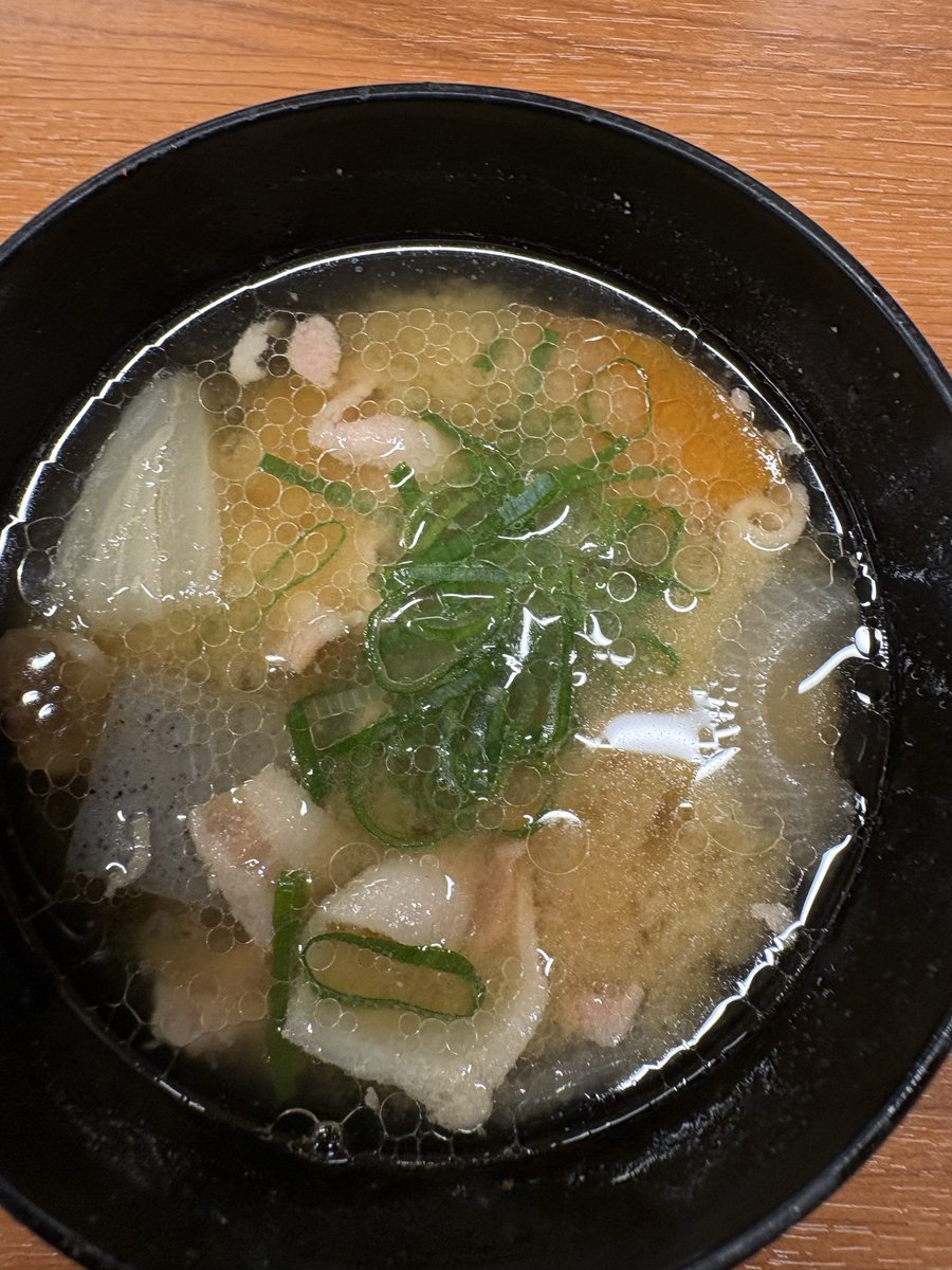 今日の夕飯はカツ丼を食べに行って来ました😄ボリュームがあり食べるのが偉かったです😅
