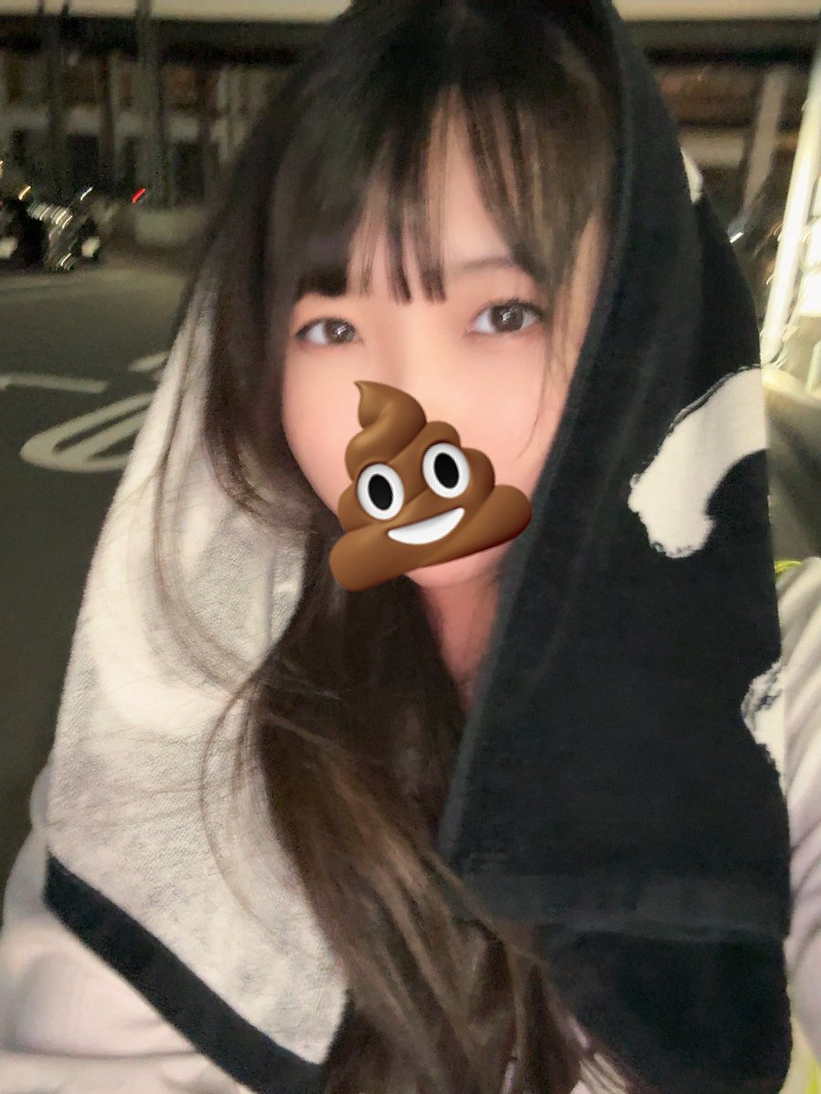 rena tweet media