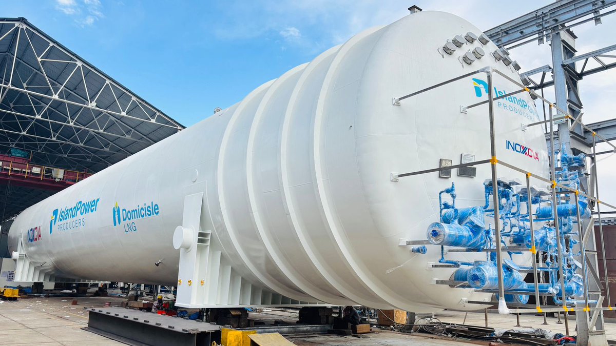 Deendayal_Port's tweet photo. Kandla Port is proud to be the gateway for yet another global milestone.
The dispatch of LNG tanks by @INOXCVA for the mini-LNG Terminal project at The Bahamas project underscores our commitment to facilitating complex, india's largest Cryogenic LNG tank high-value cargo and powering India’s rise in global energy infrastructure.
Best wishes to INOX India Limited and all stakeholders for this remarkable achievement.