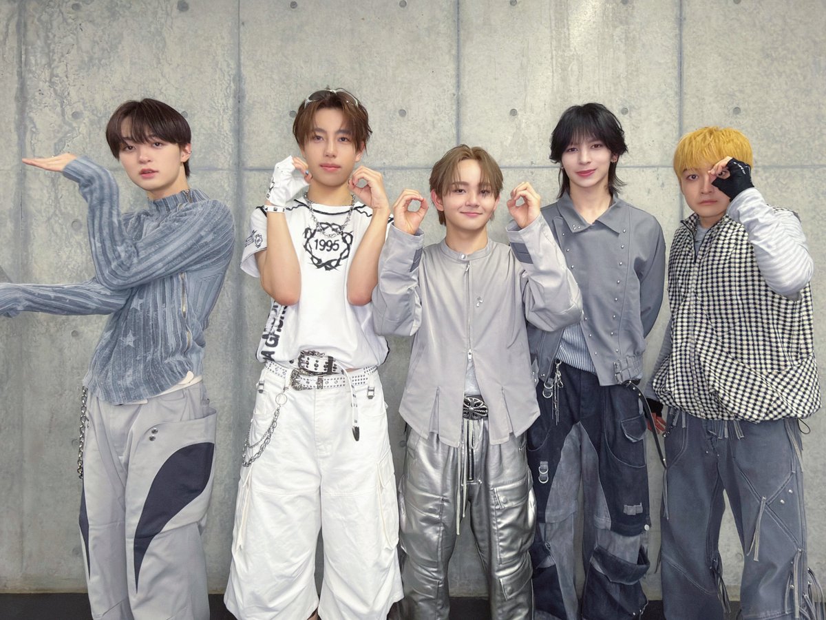 STARGLOW tweet media