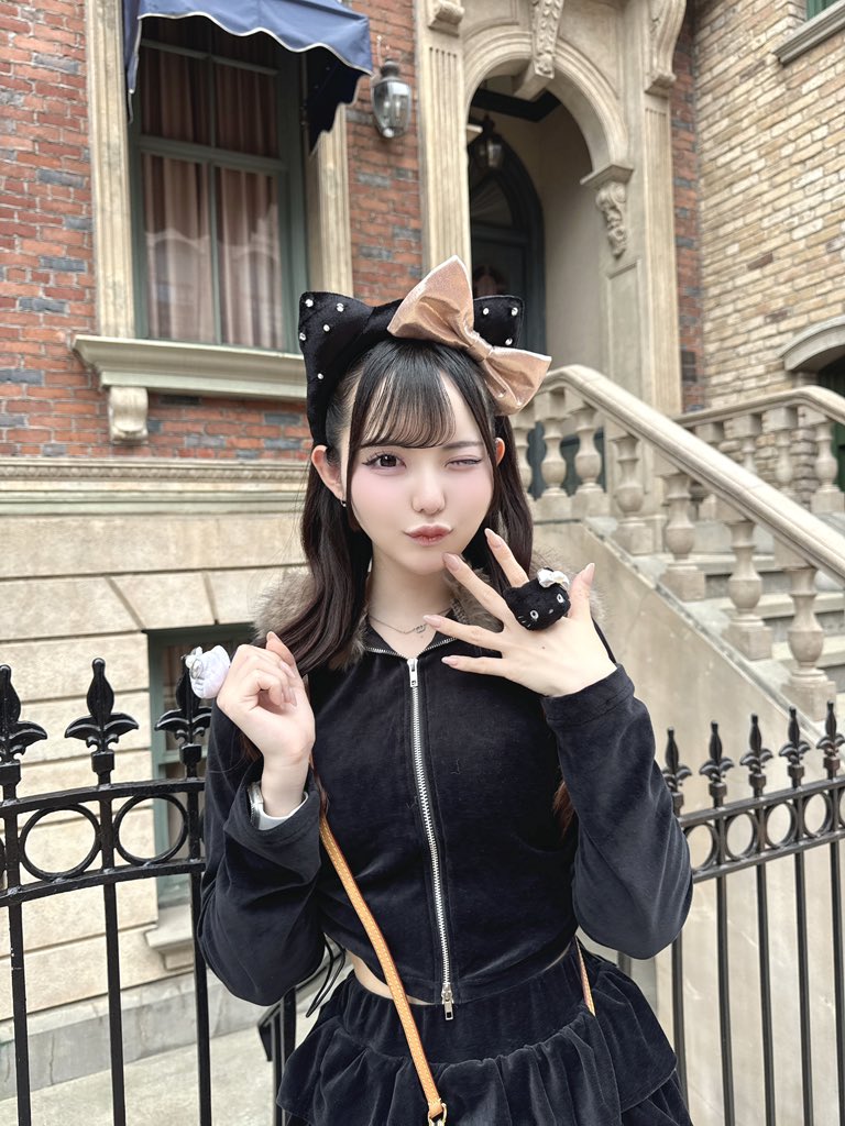キティちゃんのリングかわいい𛰙᭜𖫴𖫰𖫱𖫳𖫲𖫲𖫳𖫴𖫰𖫱꛰ ᭜𖫴𖫰𖫱𖫳𖫲𖫲𖫳𖫴𖫰𖫱꛰ಣ
