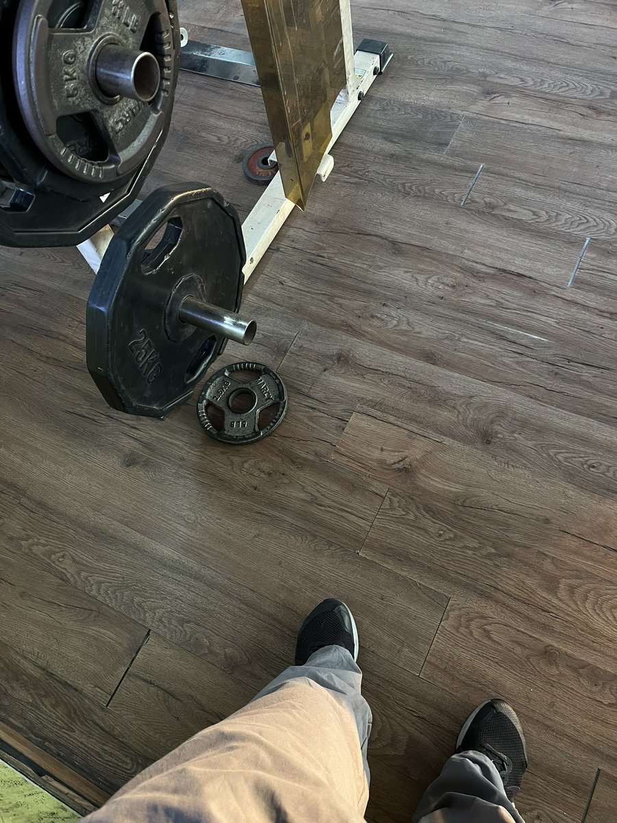 𝕽𝖊𝖓𝖙𝖔 tweet media