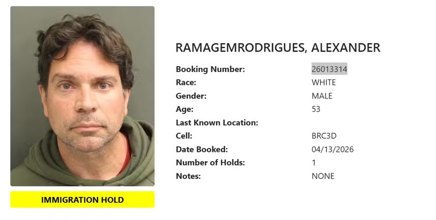 Toxic Orange 🦇🔊 tweet media