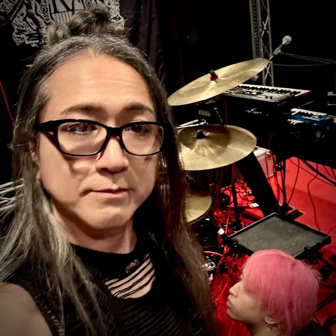 SakurazawaStaff's tweet image. 💐Rayflower💐

ツアー1️⃣2️⃣本目の 新横浜NEW SIDE BEACH!! へご来場の皆さま スタッフの皆さまありがとうございました‼️

あすは 千葉🥜柏PALOOZA❗️
rayflower.net/data/live/rayf…

15th Anniversary LIVE 全都道府県ツアー2026 “Moving on!”
#Rayflower #MovingOn! #pearldrums #Sakura #櫻澤泰徳