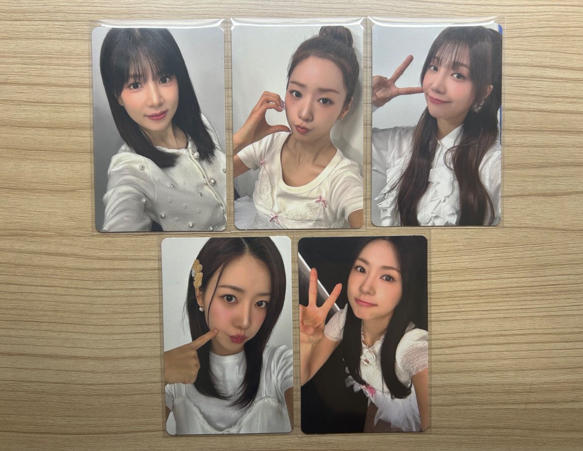 에이핑크 데뷔 15주년 기념 이벤트
𝔸𝕡𝕚𝕟𝕜 𝟠𝕥𝕙 ℂ𝕠𝕟𝕔𝕖𝕣𝕥 〈𝕋𝕙𝕖 𝕆𝕣𝕚𝕘𝕚𝕟 : 𝔸ℙ𝕀ℕ𝕂〉 막콘 입장포카 5분 추첨해서 나눔합니다!
참여방법-rt 추첨일-4월25일 반택비 본인부담
참저삭O

#에이핑크